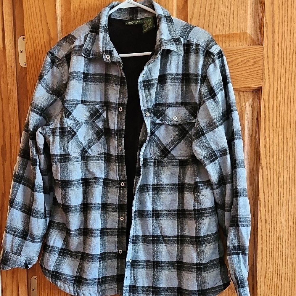 Black and Gray Lightweight Shirt Jacket for Everyday Style